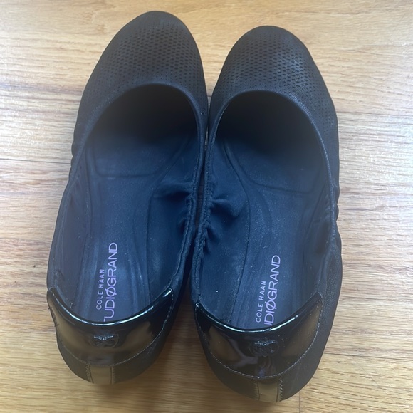Cole Haan travel flats - Picture 2 of 6